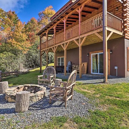 Hilltop Cabin On 5 Acres With Hot Tub And Waterfall! Bryson City Exterior photo