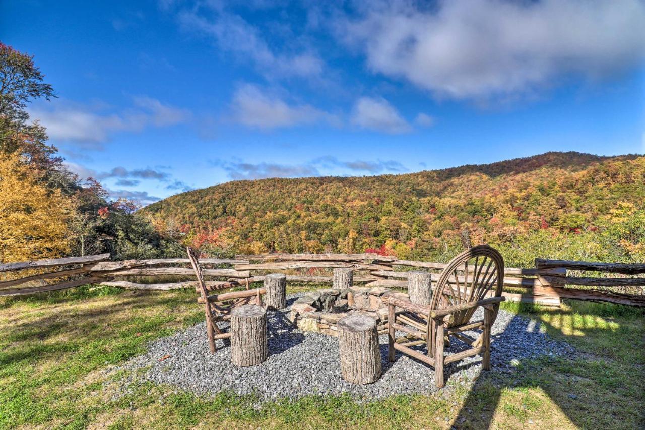 Hilltop Cabin On 5 Acres With Hot Tub And Waterfall! Bryson City Exterior photo